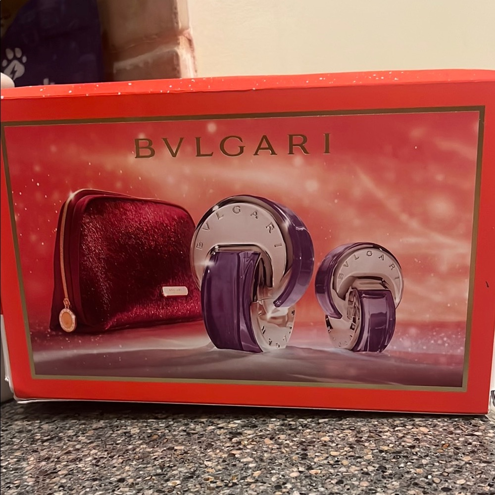 Bulgari Omnia Gift Set with Red and Purple Accents